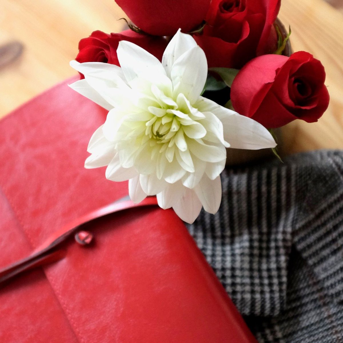 Handmade tweet media