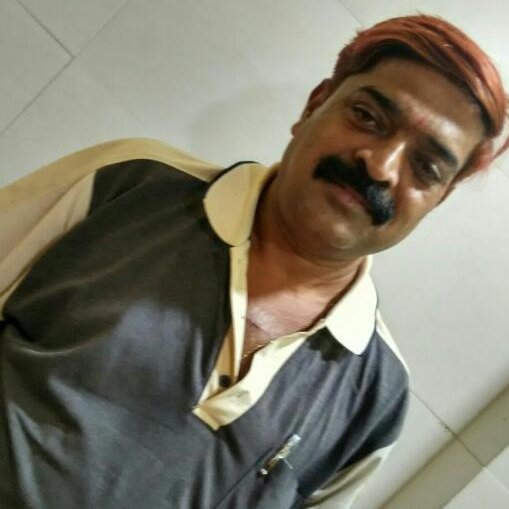 nnatuTOI's tweet photo. Railway police constable Dattatreya Shinde dies after falling off train at Kanjurmarg last night while he was headed to work @TOIMumbai https://t.co/ip6mylqBzb