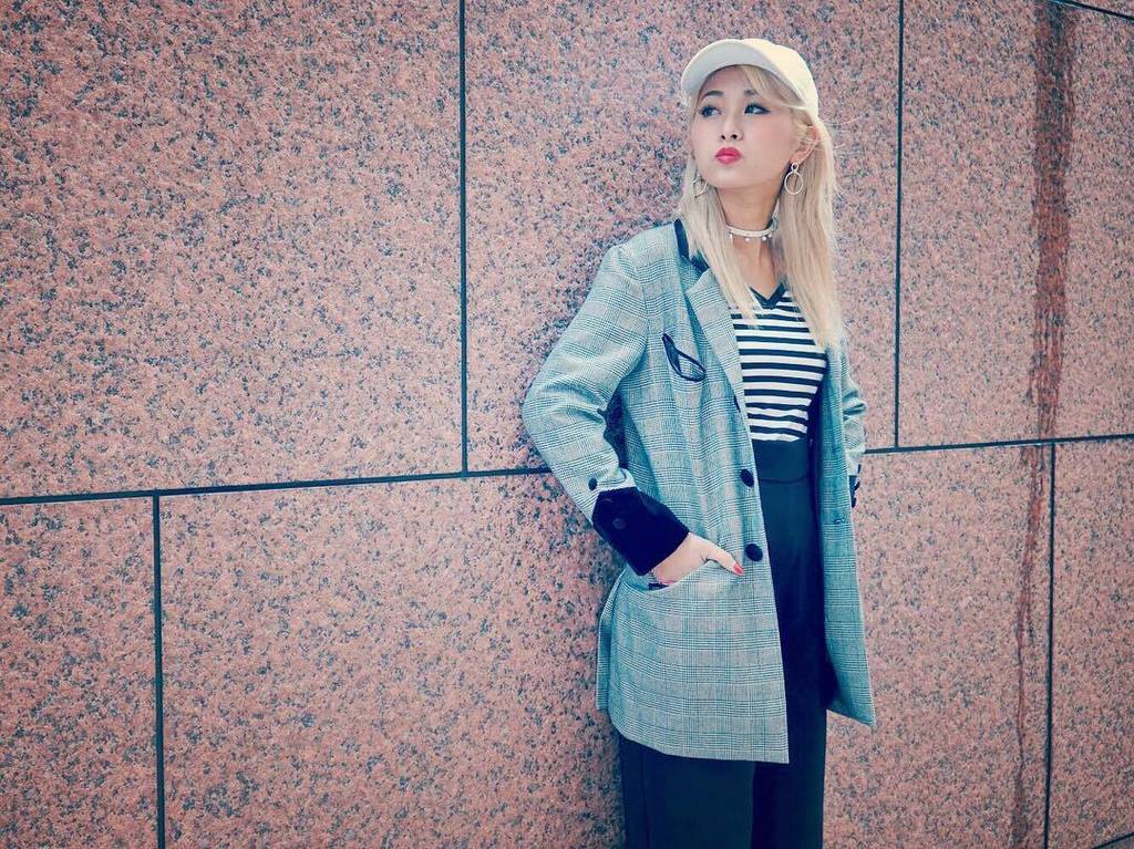 misax2_629's tweet photo. #misakicode #savoy
#cap #vidakush
#teds #teddygirl
#edwardjacket #tedsstyle #teddygirlstyle #UK https://t.co/pHmcXp0jES https://t.co/rtQp58pnMi
