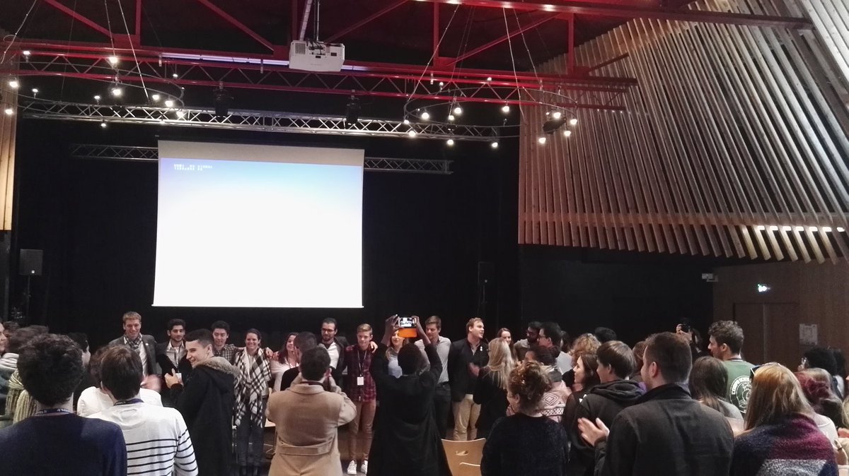 ABEBbrest's tweet photo. Félicitations au nouveau bureau de l' @AFNEUS  pour leur élection et bon courage pour leur mandat!
#congresafneus https://t.co/slqU20YveQ