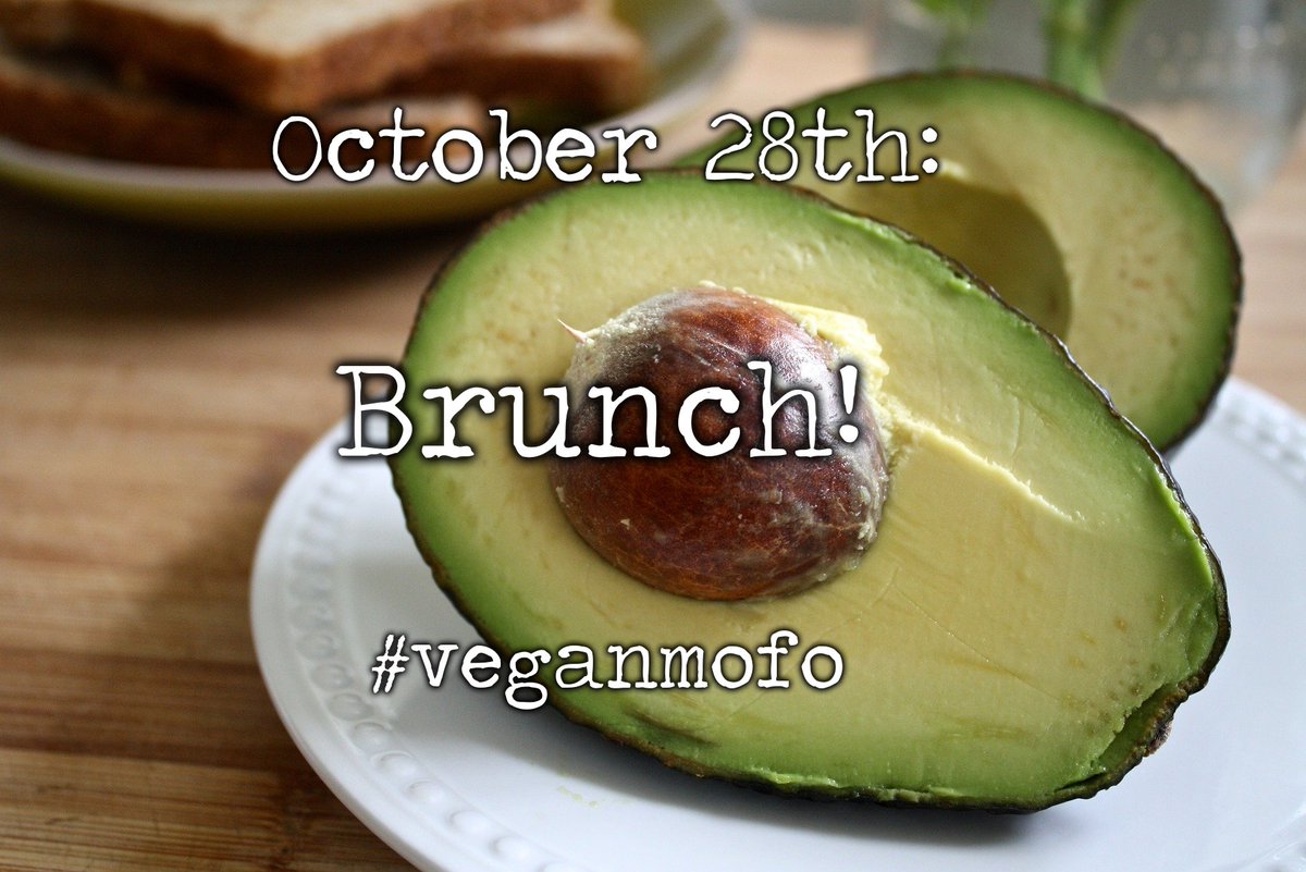 VeganMofo's tweet photo. Day 28 of #VeganMoFo17, who is hungry for brunch? Do you go sweet or savoury? What is your favourite brunch food? #vgnmf17 https://t.co/bg3bYIUhEW