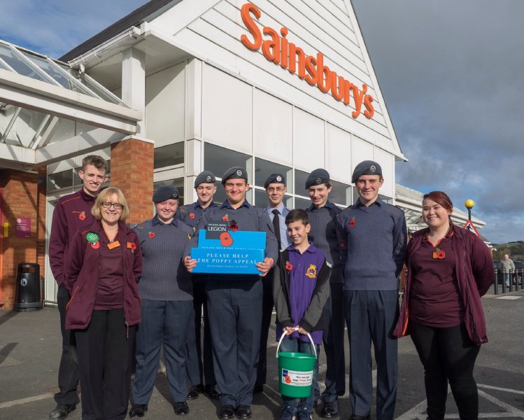 SainsburysNews's tweet image. We're welcoming Poppy Appeal collectors into our stores up and down the country. Pop in to make a donation #PoppyAppeal @poppylegion