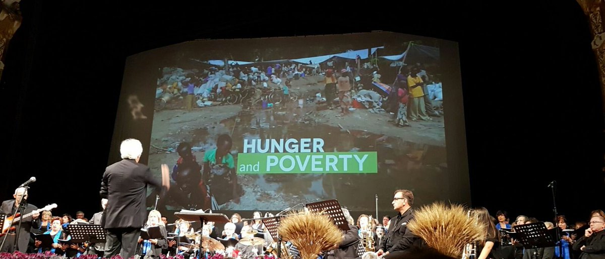 Youth for #WorldFoodDay #SDGs #CAPMED2025
The CIHEAM Concert for the #Earth has started! More than 1400 spectators <a href="/ZeroHunger/">ZeroHunger Challenge</a>  <a href="/ItalyMFA/">Farnesina 🇮🇹</a>