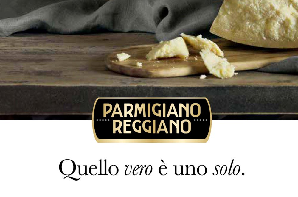 authentico_ita's tweet photo. Il Consorzio @theonlyparmesan cambia look. Nuova brand identity e nuovo claim contro le imitazioni #stopItalianSounding #buy #MadeInItaly https://t.co/ViNJEunAf9