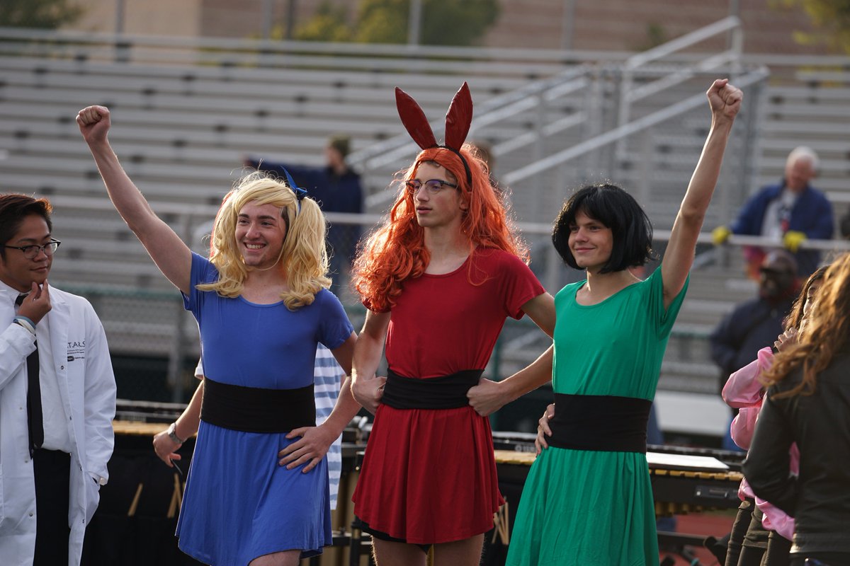 AllenBand's tweet photo. First batch of photos are up on Flickr. Many more to come through out the day. #BooBowl #BrrrrBowl #MyBand https://t.co/pUkpSpsfPN https://t.co/OqHcVzG0V7