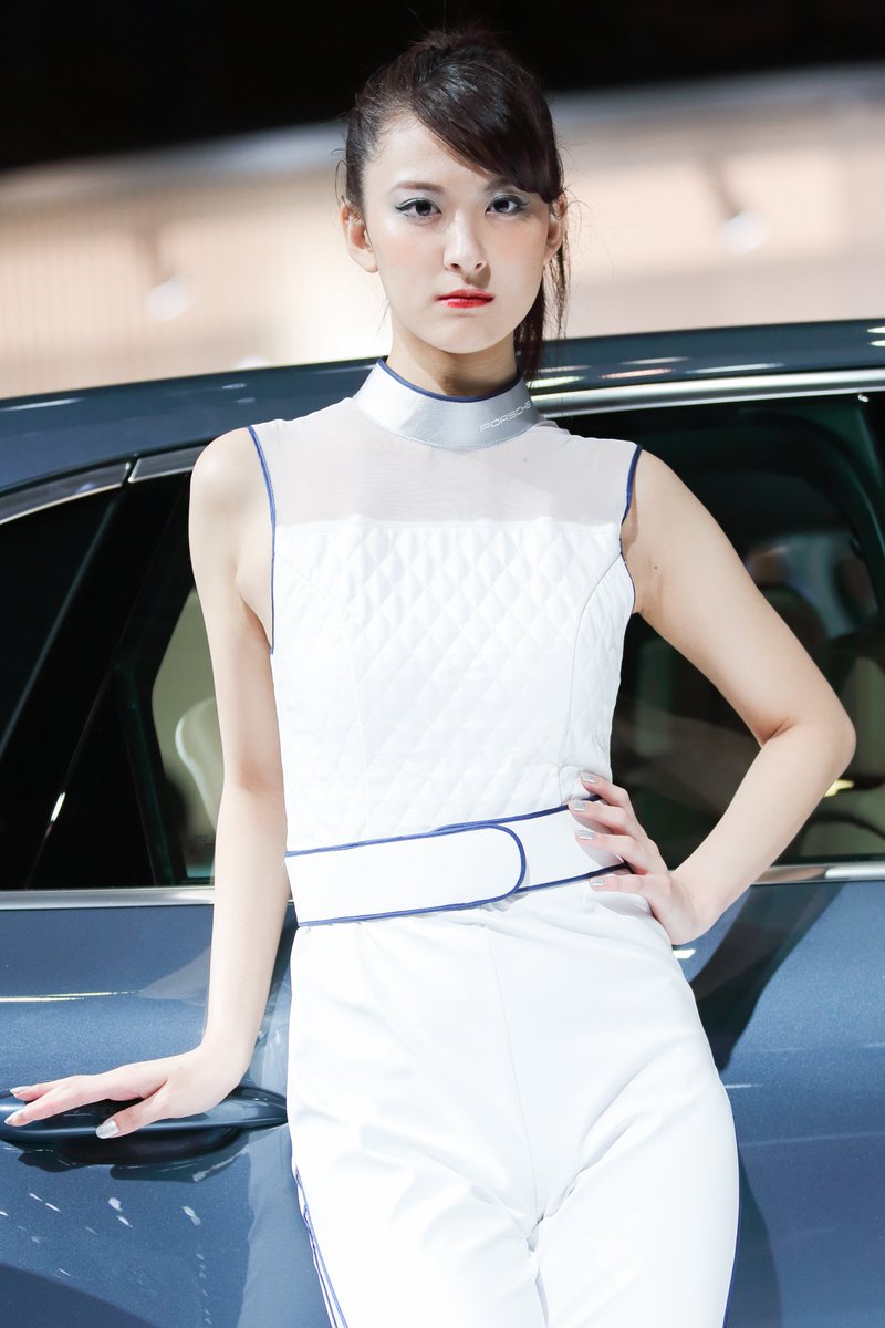 ツッチー 第45回 東京モーターショー17 ポルシェブース 楓さん Kd 0223 Tms Tms1 T Co 5opkzffutb Twitter