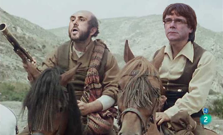 TarsicioNewman's tweet photo. Última hora: #Cocomocho se echa al monte, con el trabuco al hombro y con Junqueras en el papel de El Algarrobo. https://t.co/WDdPyIx8hh