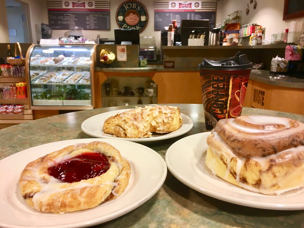 CarsonValleyInn's tweet photo. Join us for a latte and a freshly baked danish, cinnamon roll or bear claw at Job's Perk! #coffee #jobsperk #whyCV #CarsonValleyInn https://t.co/FrzmEyuxcp