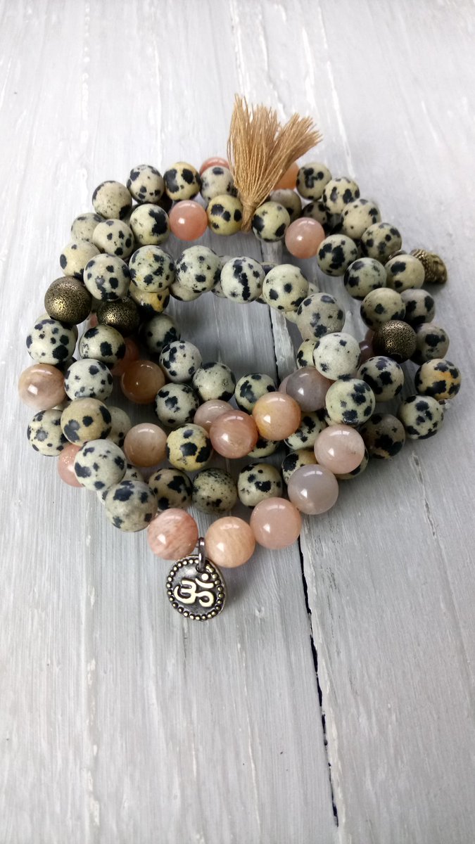 Mala Beads 📿 🕉 etsy.com/uk/shop/Driftw… #malabeads #meditation #dalmationJasper #yogajewellery #108malabeads #yogatherapy #yogalovers #boho