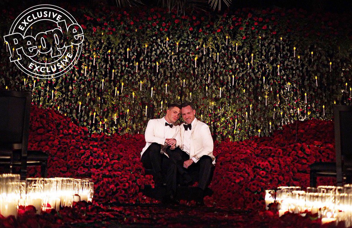 EnCelebridades's tweet photo. ¡Es oficial! 💕 El actor #ColtonHaynes y el director artístico del #FourSeasons y reconocido florista, #JeffLeatham se han casado.  📷: People https://t.co/v5tiG2AYiP