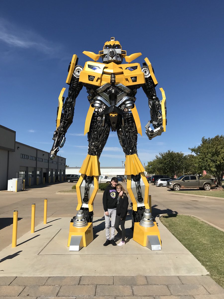 aleeexxiisss21's tweet photo. Day one in Oklahoma ☀️ https://t.co/eMR0Dpp8JE