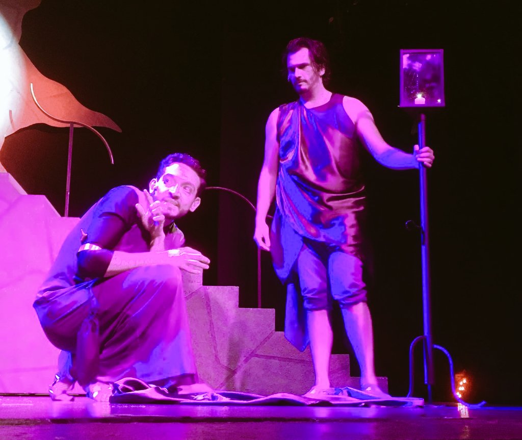 Hoy penúltima función de <a href="/zaratustramx/">zaratustramexico</a> ¡No se la pierdan! 8pm Teatro Enrique Lizalde #FelizSábado #SábadoDeTeatro