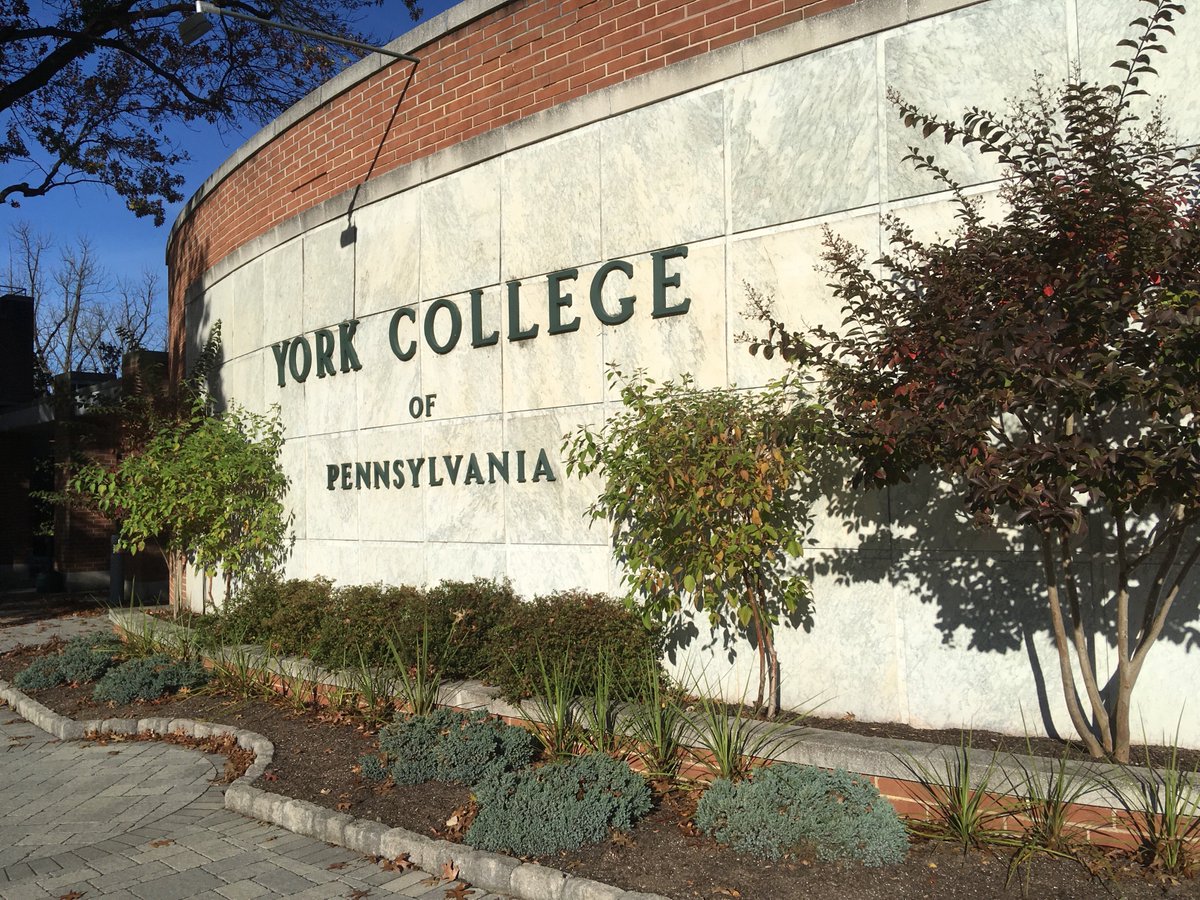 YCPAdmissions's tweet photo. Such a picture perfect day for tours. #ycpopenhouse https://t.co/Y6lqFUvF5l