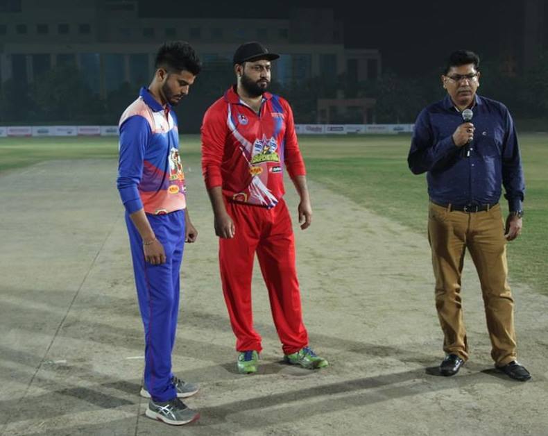 PMCL9's tweet photo. Match Between Superstar Vs Sky Fighters Pro Masters Cricket League -2017 at Noida, Uttar Pradesh on 27 October 2017 #PMCL #delhi #noida #T20 https://t.co/zAz8HyWhV6