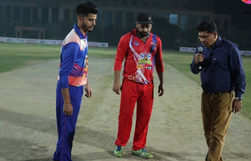 PMCL9's tweet photo. Match Between Superstar Vs Sky Fighters Pro Masters Cricket League -2017 at Noida, Uttar Pradesh on 27 October 2017 #PMCL #delhi #noida #T20 https://t.co/zAz8HyWhV6