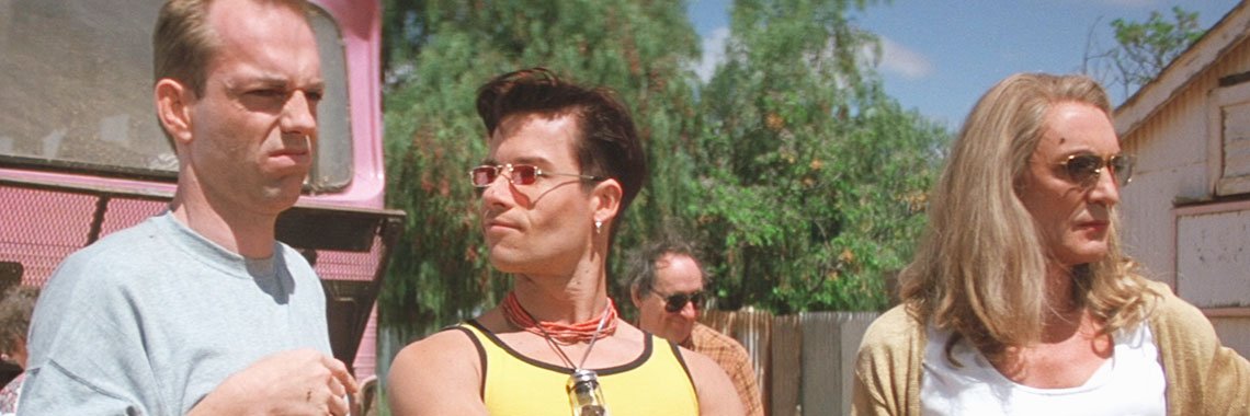 67. 스티븐 엘리어트 감독 / 프리실라 펠리시아 (가이 피어스) 미치 (휴고 위빙) 버나드(테렌스 스탬프) 20년 전이구나... 이런 영화 또 안 나오려나...Tra...