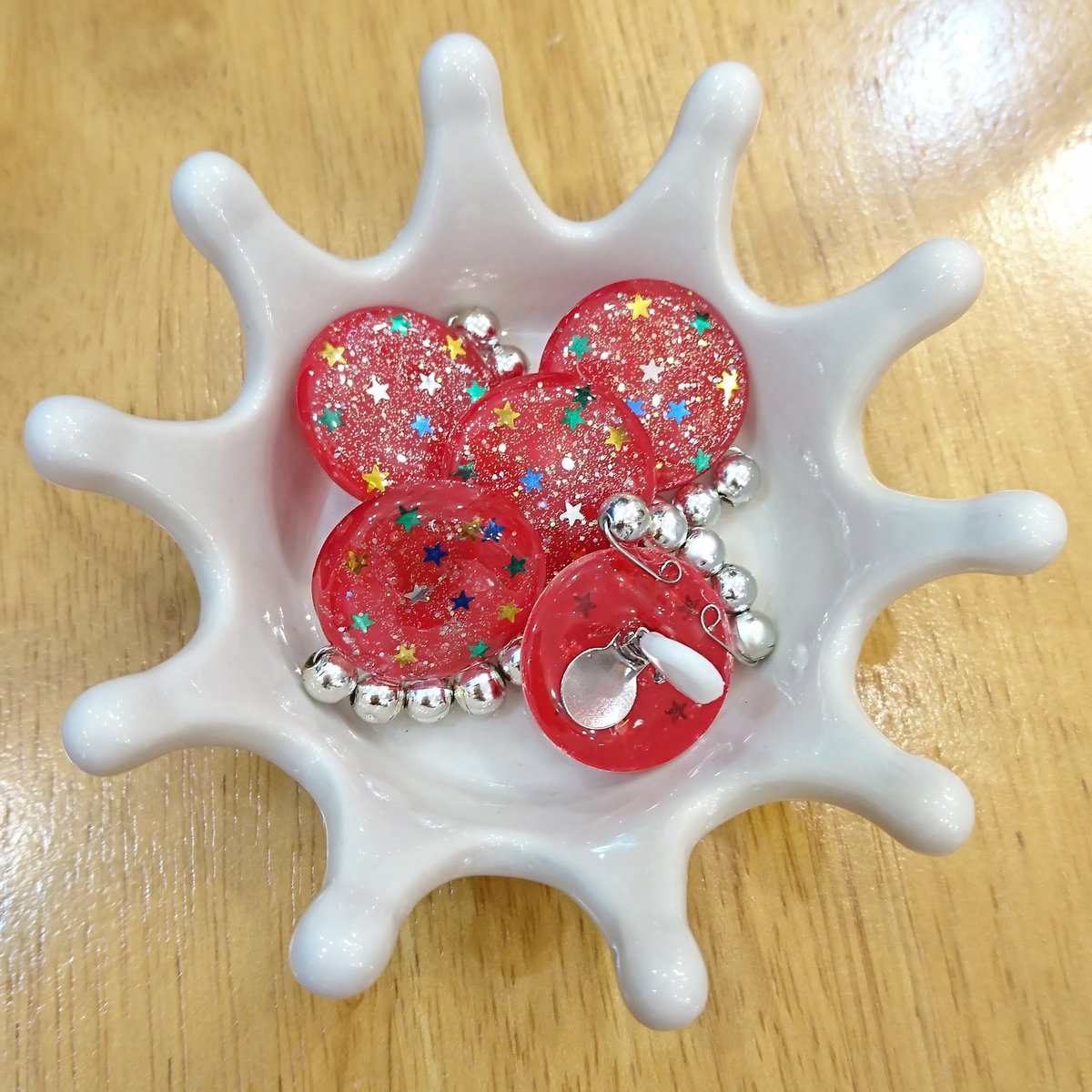 hand00made's tweet photo. 🆕 #クリスマスカラー 🆕 #赤
痛くなりにくい #イヤリング
#ピアス もあります✨🎄✨
-
次回アトリエ⏩10/30(月)12-17時
店頭にて製作販売しております
#福岡 #糸島 #ハンドメイド #ハンドメイドアクセサリー #カボション #エドマッチョ #Edomacho https://t.co/lUCZj61CA0