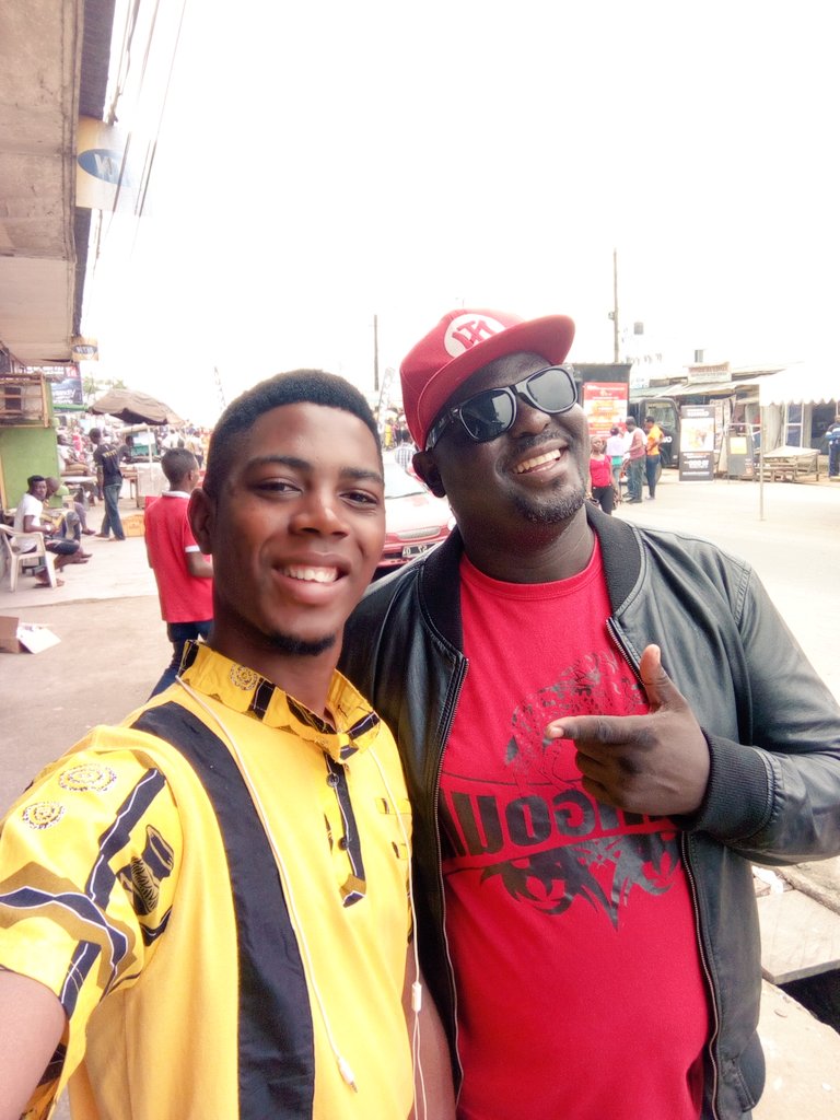 alainyoudjeu's tweet image. Nous sommes déjà posé à Ange Raphaël pour vivre le #Talentchallenge offert par Canal +.Des talents viendront s'exprimer. 150.000fcfa