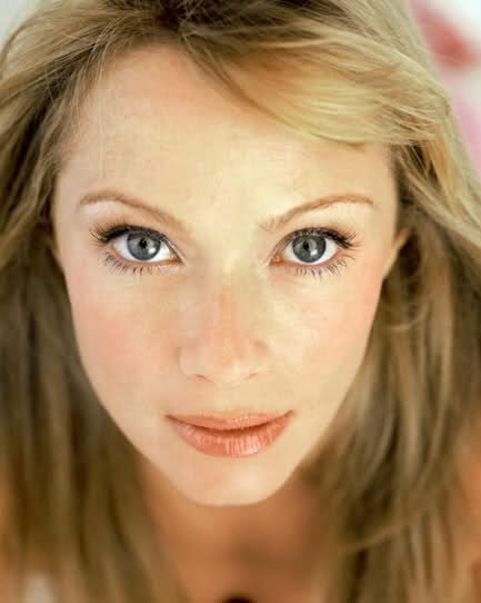 HAPPY, HAPPY BIRTHDAY to the ONE...the ONLY...LAUREN HOLLY( Peace and Love, L.H.!             