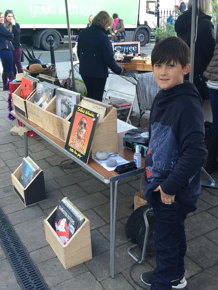 kjsrecordshop's tweet photo. kJ records. #lambsyardmarket https://t.co/QpQX8dNJaI