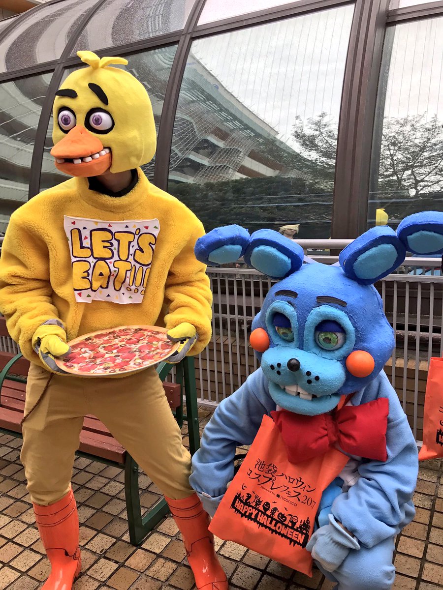 イシイニキ Ishiiniki Fnaf日本宣伝 Na Twitteru 池袋ハロウィン1日目終了しました 来て下さった皆様ありがとうございました 色んなホラーゲームのキャラクターになったり創造神scottをfnaf勢で崇拝したりしましたね 池ハロ141