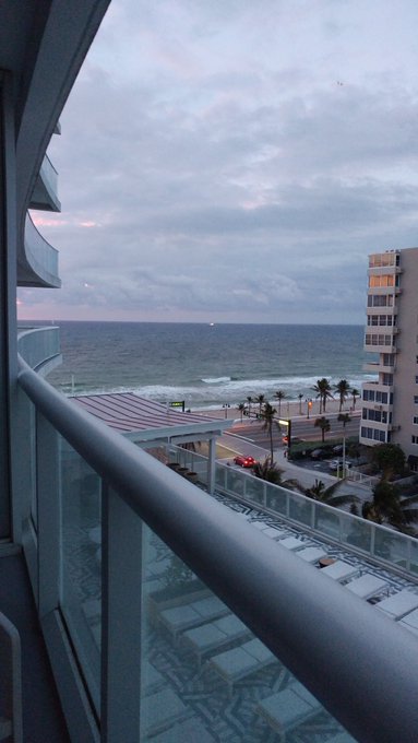 Good morning Fort Lauderdale https://t.co/kwz7wySnkO<a href="/tag/footfetishfriday"class="tags"><span>#footfetishfriday</span></a>