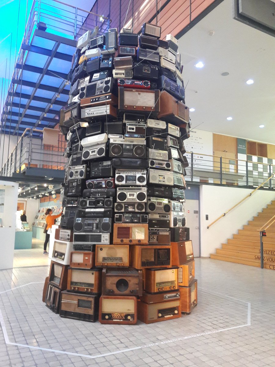 Nabil_Louaar's tweet photo. Ré-interroger nos repères artistiques et politiques ! #ArtContemporain #BiennaleDeLyon #culture #arts #MACdeLyon https://t.co/CwtUHKOlGR