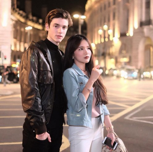 ggluvcats's tweet photo. นายแบบสวิสกับสาวไทย เจอกันอยู่ที่อังกฤษ ถ่ายรูปกันน่ารักมากจริงๆ อยากมีโมเม้นท์ดีๆแบบนี้ ig: antoniogiovannijob, ig: itsboommie https://t.co/ziPTYJ6dIm