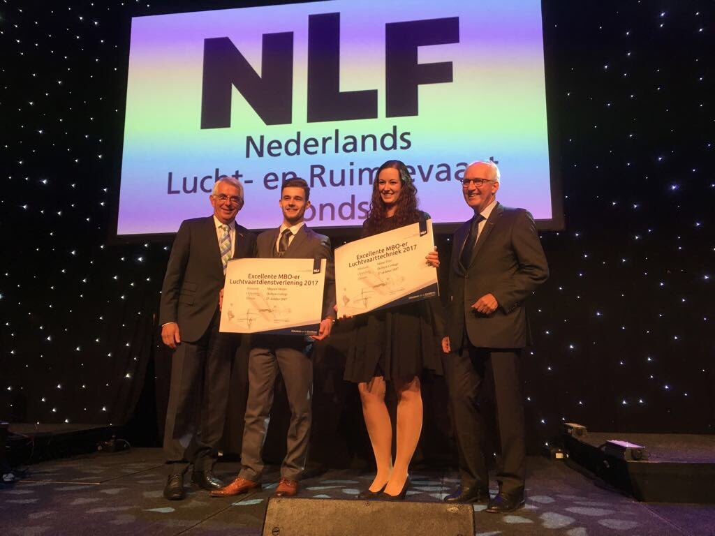 Student #luchtvaarttechniek vrouw &amp; student #luchtvaartdienstverlening man winnn prestigieuze award Nationaal Luchtvaartfonds! #NLF #Deltion