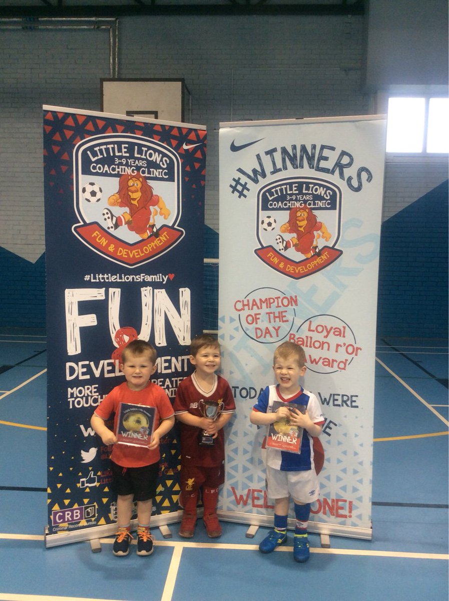 LittleLionsFC's tweet photo. U4s Saturday Group

Champion of the day - Oliver

Loyal ballon r’Or Award - Aidan &amp; Dylan

#PenaltiesWeek #Winners https://t.co/RGGShJtlhW