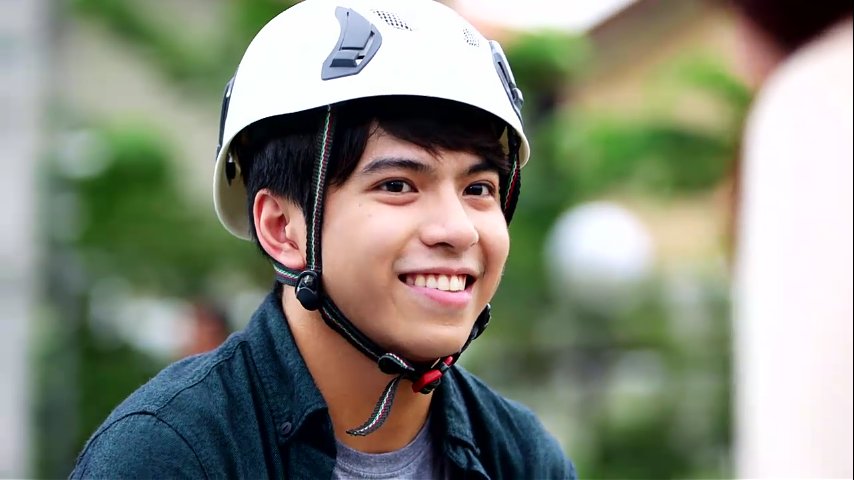 NLexSHIPPERS's tweet photo. Tingan niyo yung smile nila dito oh, kakilig yung episode kahapon hahaha 
• WeAreOne For NLex https://t.co/958ZqqRPce