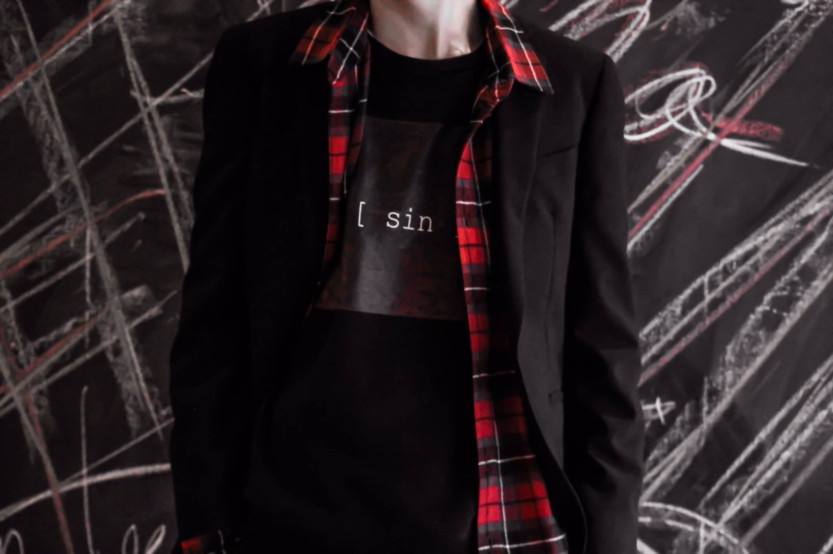 MONOLOGUE_BnW's tweet photo. MONOLOGUE on the STAGE

[ sin ] original sweat shirts 
Colors: BLK/WHT/RED
Size : M / L
Price : ¥6500

@koji_keith https://t.co/u1yHjgzdPY