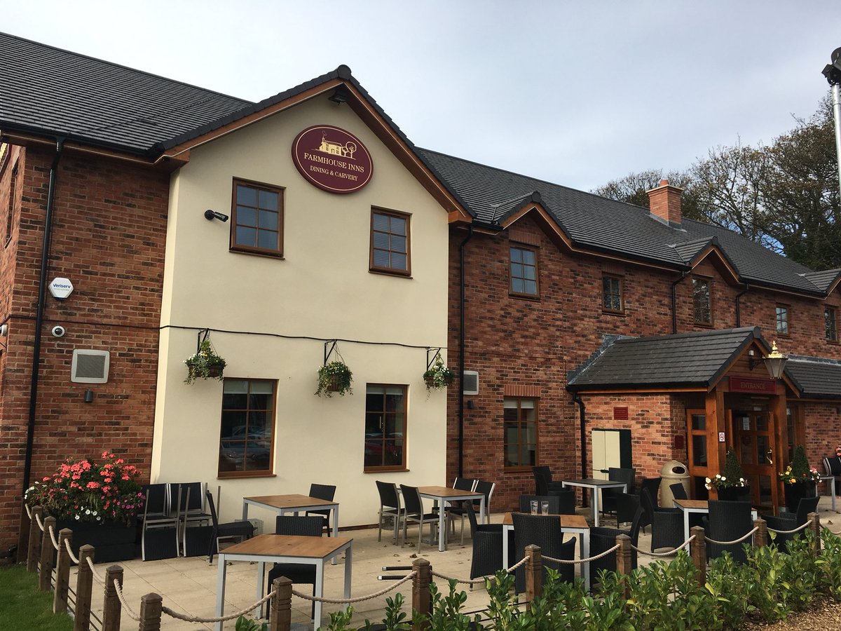 aplarge's tweet photo. 1st visit to @WingfieldFarm. Very much a #familyFriendly eatery rather than a pub #dogUnfriendly too. Saved by @greatnewsome @HullCAMRA https://t.co/A27GtvfgXG