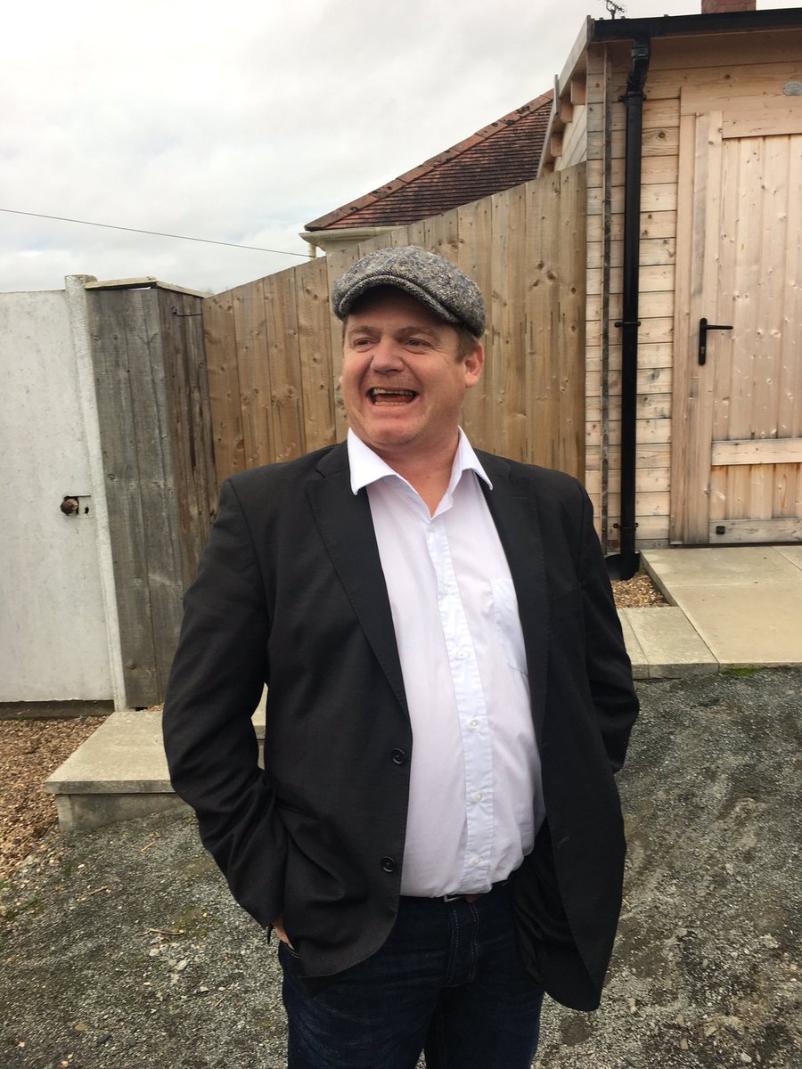 AndersMikkelbor's tweet image. Skotsk galopptrener. #strachan