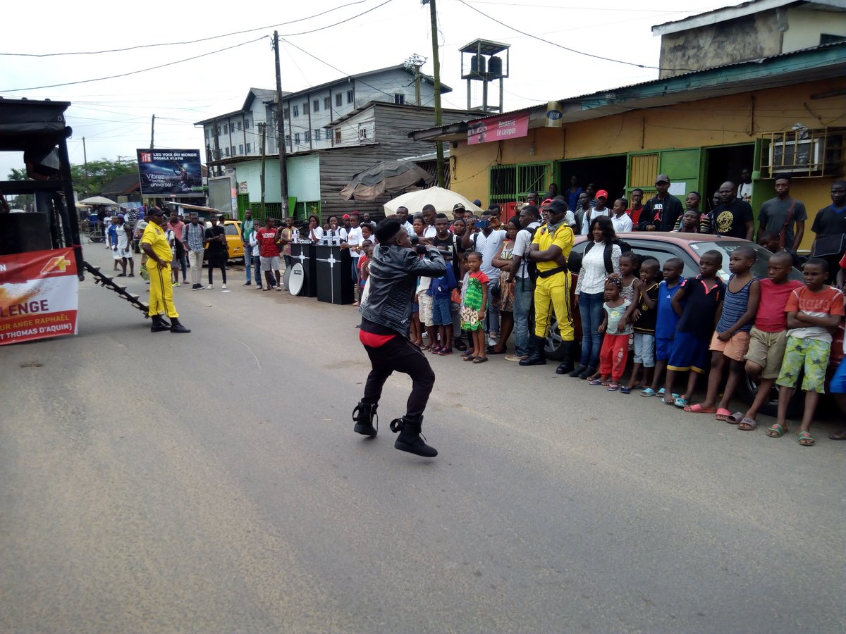 alainyoudjeu's tweet image. Ange Raphaël. Le show de l'artiste Black la rue met le public d'accord  avec son titre "C'est dans la tête" 👏👏👏
#Talentchallenge
