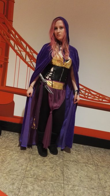 We're here at @MCMComicCon with @eyez1213 @IsabelDean @tindrafrost - can you guess what we are yet!?<a class="tags" target="_blank" title="On Twitter" href="/?out=eyJ0eXAiOiJKV1QiLCJhbGciOiJIUzUxMiJ9.eyJpYXQiOjE3MjcyNTg0NzYsImlzcyI6InR3cG9ybnN0YXJzLmNvbSIsIm5iZiI6MTcyNzI1ODQ3NiwiZXhwIjoxNzU4Nzk0NDc2LCJyZWRpcmVjdF91cmwiOiJodHRwczovL3R3aXR0ZXIuY29tL01DTUNvbWljQ29uIn0.fA65nsEvMDGVMUSXHwAElc3l_gNRi5Rf4btny4eiBXxJQoTCDngy29yT6-qEdg3uWQXKikFVtOqwcEMsDpBZGw">@MCMComicCon</a><a class="tags" target="_blank" title="On Twitter" href="/?out=eyJ0eXAiOiJKV1QiLCJhbGciOiJIUzUxMiJ9.eyJpYXQiOjE3MjcyNTg0NzYsImlzcyI6InR3cG9ybnN0YXJzLmNvbSIsIm5iZiI6MTcyNzI1ODQ3NiwiZXhwIjoxNzU4Nzk0NDc2LCJyZWRpcmVjdF91cmwiOiJodHRwczovL3R3aXR0ZXIuY29tL2V5ZXoxMjEzIn0.hRjaakRjUPmyd9GfulBIOCwsQTVpnZIVENx2F_8SdAQlYQBhjg_nGfHKWzAiS2IwwD9umrMXQHAumh04mRwFAA">@eyez1213</a><a class="tags" target="_blank" title="On Twitter" href="/?out=eyJ0eXAiOiJKV1QiLCJhbGciOiJIUzUxMiJ9.eyJpYXQiOjE3MjcyNTg0NzYsImlzcyI6InR3cG9ybnN0YXJzLmNvbSIsIm5iZiI6MTcyNzI1ODQ3NiwiZXhwIjoxNzU4Nzk0NDc2LCJyZWRpcmVjdF91cmwiOiJodHRwczovL3R3aXR0ZXIuY29tL0lzYWJlbERlYW4ifQ.9_53_hDlxwp9s3CQhwoMusbvba6pRntnPCPeXP1VqQhwZrgVEo0TpOThSXg9ezP1zWp2gCSwzS45_22VvRU2Eg">@IsabelDean</a><a href="/tag/nerds"class="tags"><span>#nerds</span></a><a href="/tag/geeks"class="tags"><span>#geeks</span></a>
