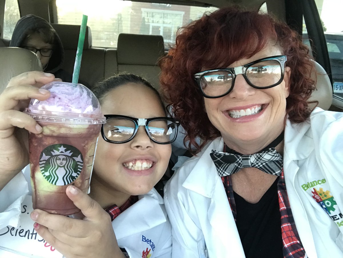 G0ldil0x24's tweet photo. .@NBBBS on our way to #RunforKidsSake #costumes ✅ #sneakers ✅ #ZombieFrappaccino ✅ @Starbucks @BSTEMhartford #nerdybirds #nerdyforacause https://t.co/5DJZUCZfoi