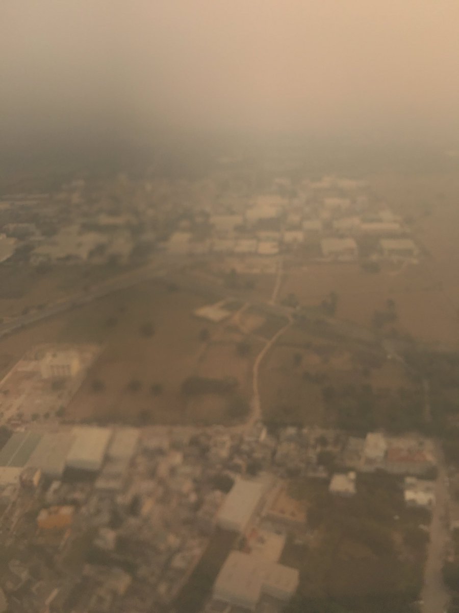 vikramchandra's tweet photo. Can someone please tell me why I live in Delhi and not in Goa?! 🤔 https://t.co/mrDOvyJph7