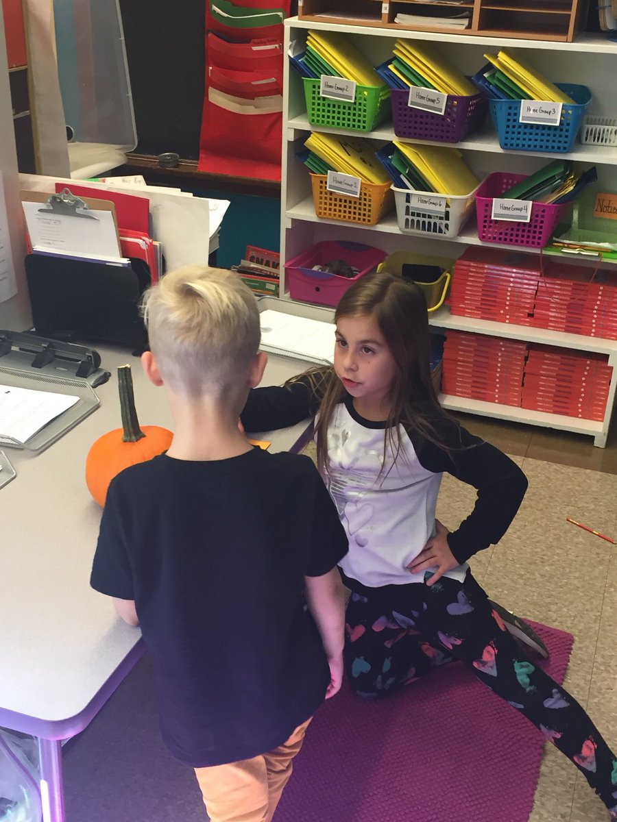 Teaming up with our kinder reading buddies in <a href="/DepughJess/">Jess DePugh</a> for a fun filled pumpkin investigation #whatdoyouwonder#howmuchdoesitweigh