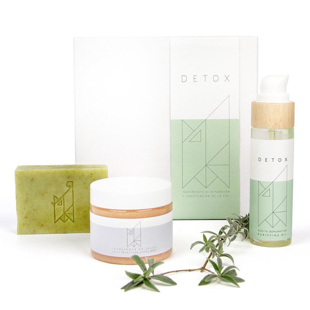 LuciasecasaShop's tweet photo. Pack de belleza detox. Conoce la cosmética natural más efectiva de la mano de #Perpurr. Shop online: https://t.co/1dPhIv65w2 https://t.co/ySTw5OyrQC