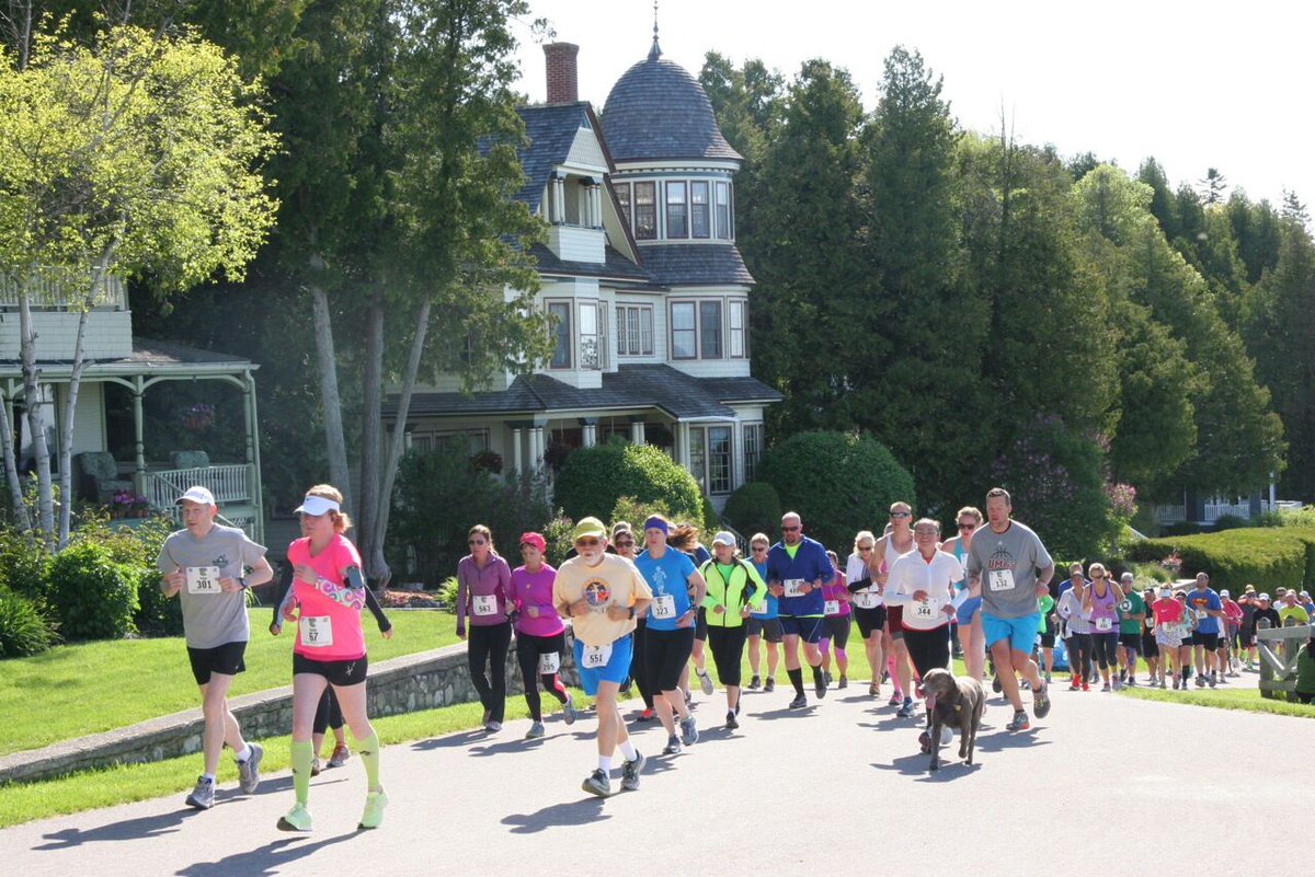 Good luck to all the runners in today's Great Turtle Half Marathon! What a fabulous way to close out the season. #MakeItMackinac