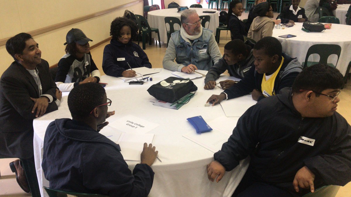 eduSOIL's tweet photo. Changemakers using the 4 step plan to design solutions for positive change #DFCSA #Edusoil #changemakerlab #wecan24 https://t.co/0GlXLuKg9m
