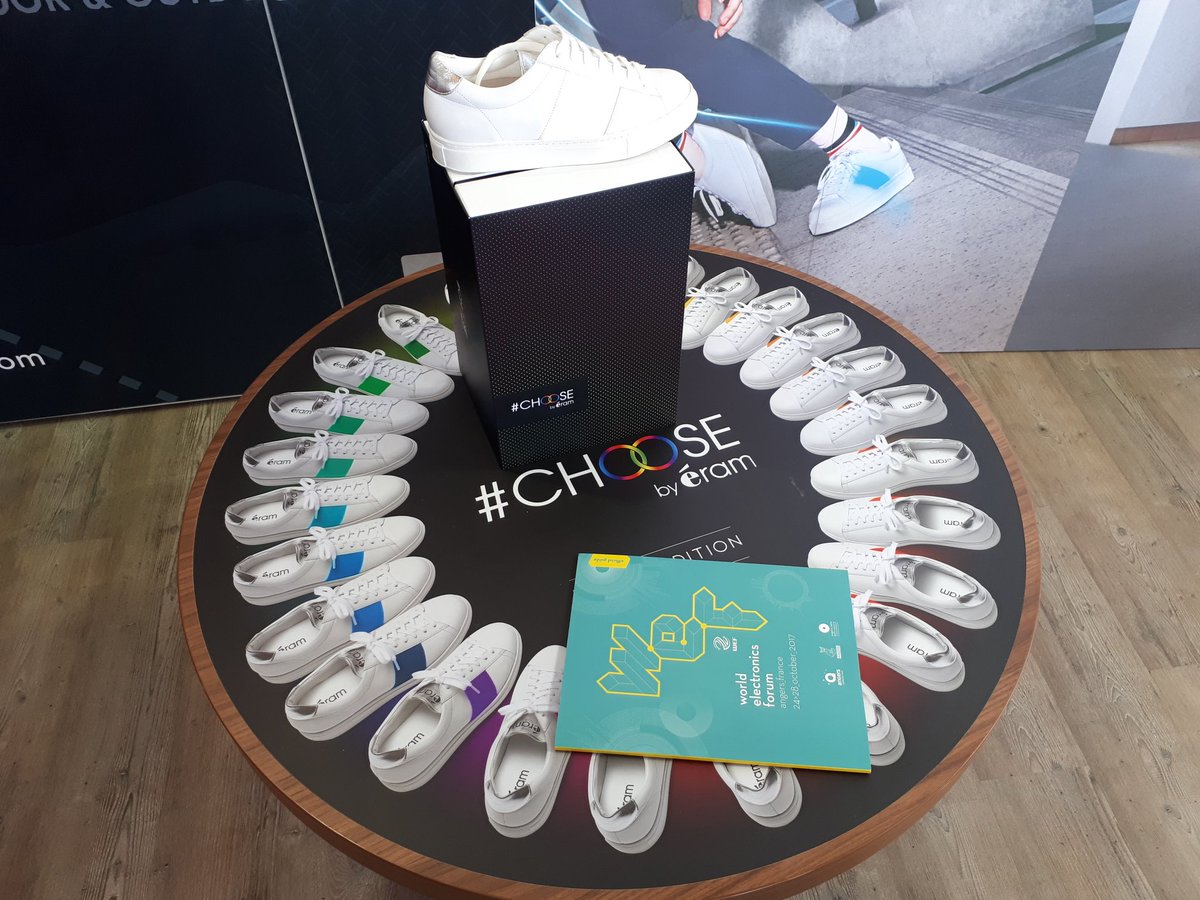 itskarlotte's tweet photo. La 1ère #connectedshoe avec tissu lumineux by @Eram_shoes 
#IoT #FrenchTech #WEFAngers #innovation https://t.co/fAmFZPwJvO