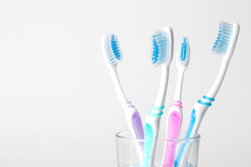 ElQuirinal's tweet photo. #FelizFinde ¿Te gusta el deporte? Cuidado, te dejamos unos consejos para que no afecte a tus dientes..      https://t.co/QA0ExUe5Xj https://t.co/0lFuIPZgi3