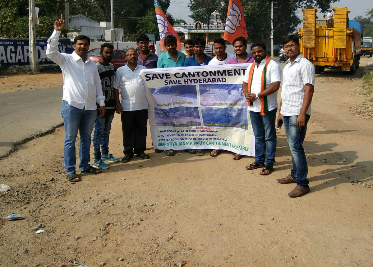 vinaybjym's tweet photo. Wake Up KTR -' Save Hyderabad and Safe Hyderabad' ,look at the state of roads in Hyderabad @KTRTRS @vinaybjym
#SaveCantonment https://t.co/5u71BbdDxM