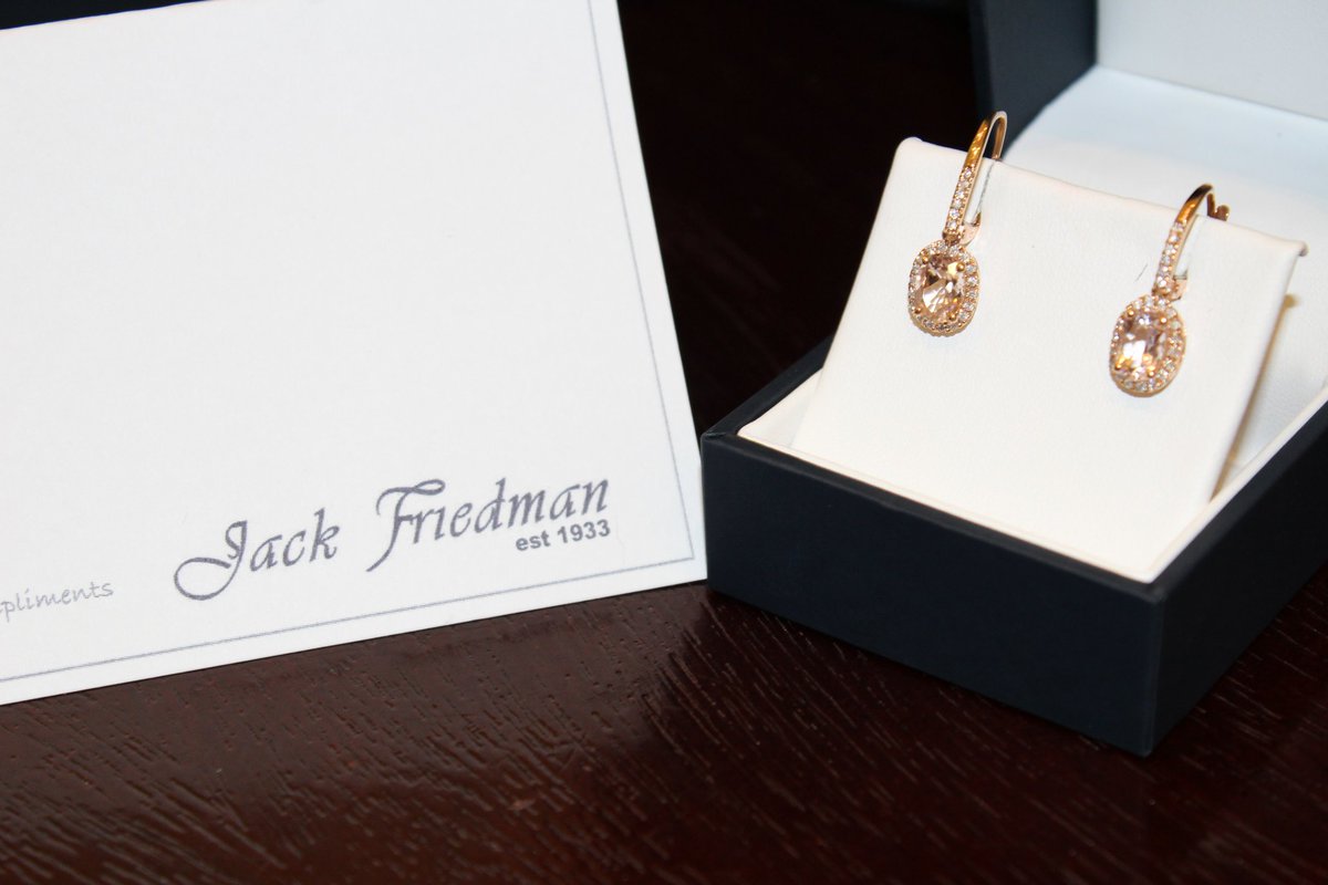 JFriedman1933's tweet photo. In support of breast cancer awareness we sponsored 2 pieces to @Playing4PinkSA . Winners revealed today!
#playforpinksa #jackfriedman https://t.co/FejJsaYPCD