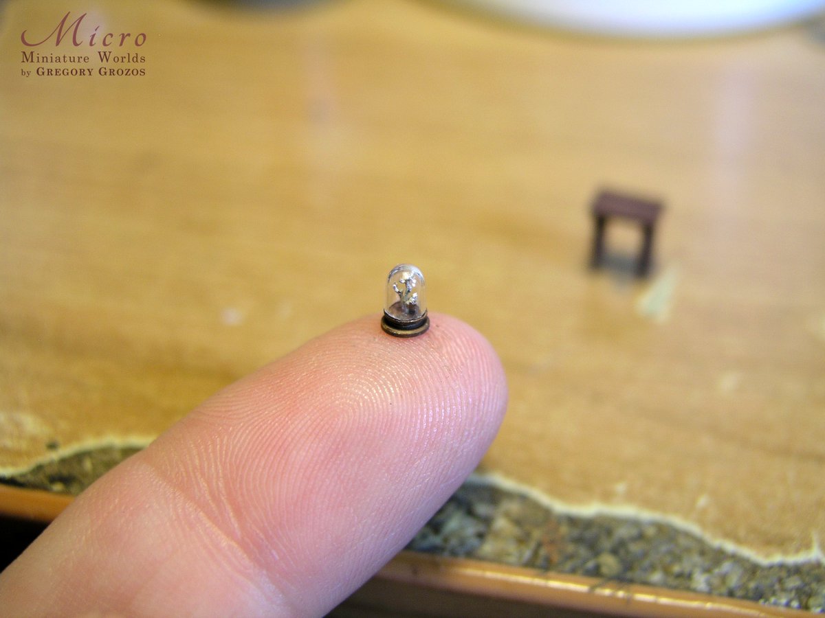 GregoryGrozos's tweet photo. Tiny details to be added to a miniature library I am building. #miniatureart #micro
Visit: https://t.co/GFkhFUY4ho https://t.co/rk8U4Jyaxt
