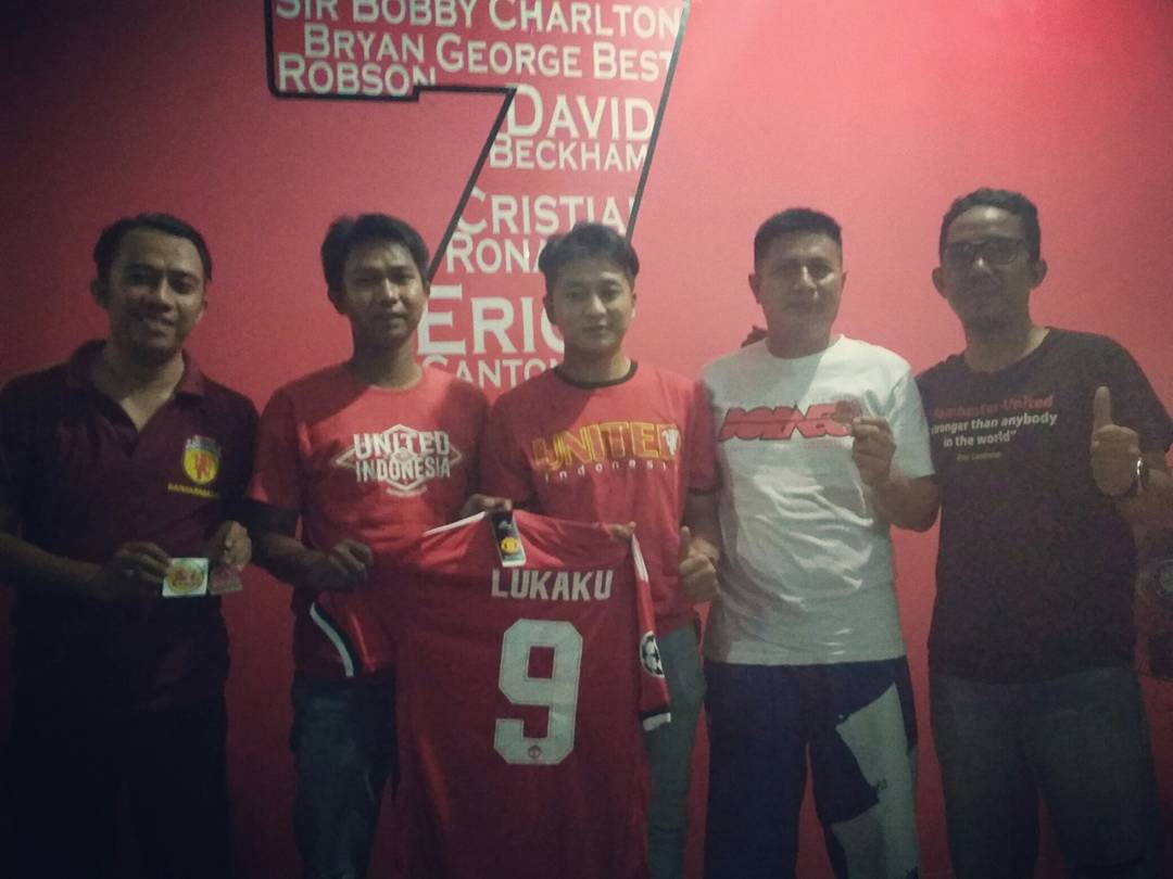 Selamat kepada pemenang pemenang kita malam ini yg di serahkan langsung dari korda @utdindonesiakbu dan <a href="/UnitedAmuntaiFC/">United Amuntai</a> <a href="/UnitedAmuntai/">United Amuntai</a>