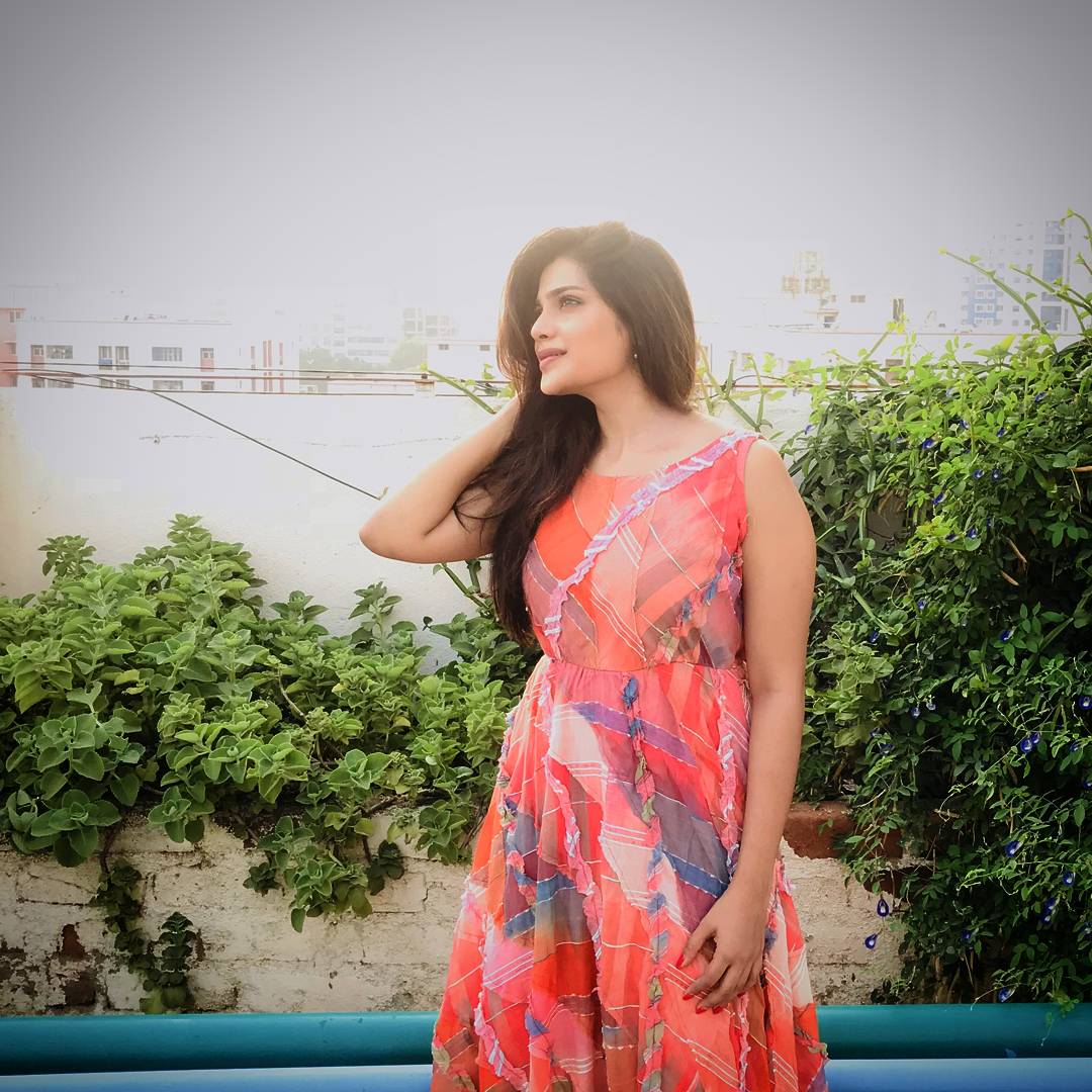 im_aathmika's tweet photo. #embracechange #happyevening tweeps❣️ https://t.co/iWPnaKEfVH