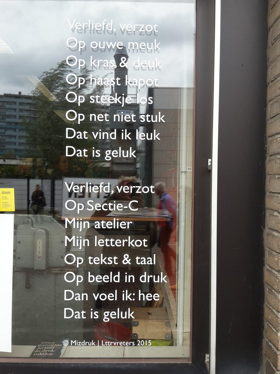 vetteviscom's tweet photo. Nu op #Sectie-C @dutchdesignweek
:-) https://t.co/7zmuY5oI76